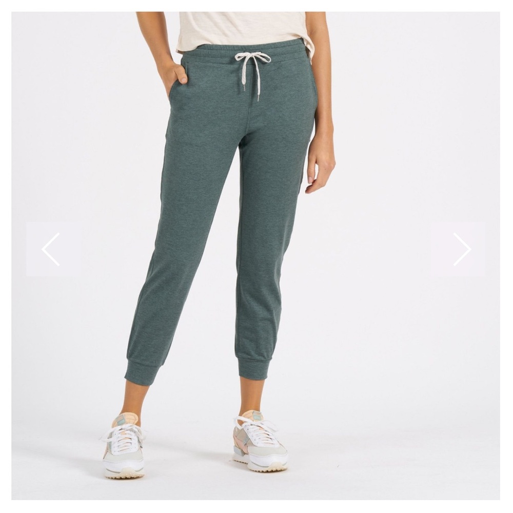 Vuori Performance Jogger in Kelp Heather Size XS